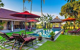 Villa Kaba Kaba Resort